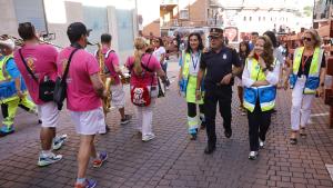 La consejera Fátima Matute durante su visita al dispositivo especial desplegado por el SUMMA 112 en San Sebastián de los Reyes