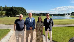 El consejero Miguel López-Valverde durante su reunión en Miami con la Federación de Cámaras de Comercio Binacionales