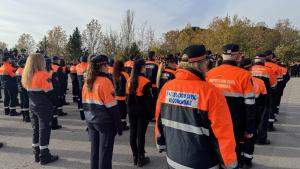 Voluntarios de Protección Civil en el IFISE