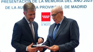El consejero García Martín junto al presidente de la Audiencia Provincial
