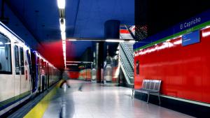 Andén estación El Capricho