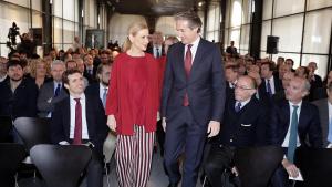 Cristina Cifuentes junto a Íñigo de la Serna en la presentación del Plan de Cercanías