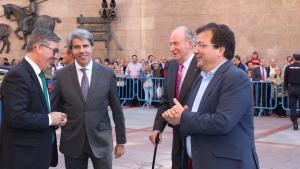 Garrido asiste a la corrida de la Beneficencia, presidida por S.M. el Rey Don Juan Carlos © Casa de S.M. el Rey