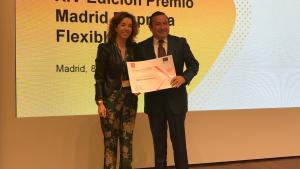 Paula Gómez-Angulo entrega los Premios ‘Madrid Empresa Flexible’ y los distintivos ‘Empresa más Igual’ y ‘Retribución más Igual’ Paula Gómez-Angulo entrega los Premios ‘Madrid Empresa Flexible’ y los distintivos ‘Empresa más Igual’ y ‘Retribución más Igual’
