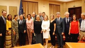 El presidente regional asiste al acto de homenaje y recuerdo de las víctimas celebrado en el Congreso de los Diputados