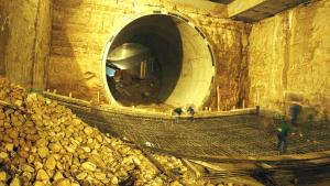 Demolición de dovelas de paso de tuneladora Demolición de dovelas de paso de tuneladora