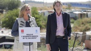 Gonzalo asiste al inicio de los trabajos de desmantelamiento de las infraviviendas del poblado chabolista