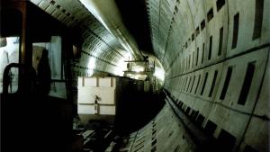 Interior del túnel, con las dovelas de revestimiento, excavado por "Cibeles"
