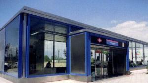 Entrada estación Barajas