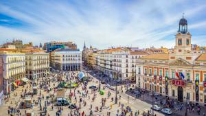La Comunidad recibe de enero a noviembre 6,6 millones de turistas extranjeros, un 6 % más que el año anterior