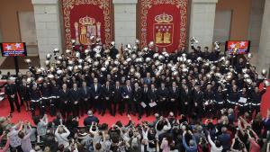 Garrido recibe a 113 nuevos bomberos, la promoción más amplia de los últimos 15 años