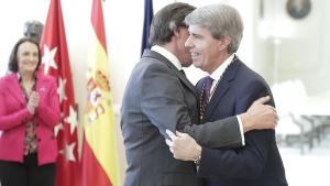 Garrido recibe la Medalla de Honor de Oro del Colegio de Procuradores de Madrid