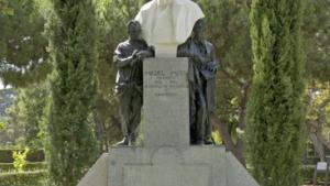 Estatua de Miguel Moya