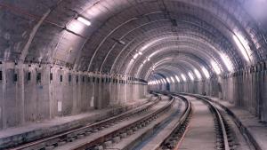 Túnel totalmente terminado Túnel terminado con todas las instalaciones