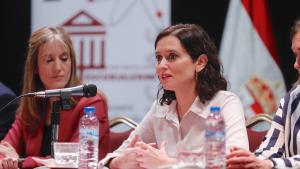 Díaz Ayuso: “No hay que reescribir el pasado ni permitir imposiciones sectarias”