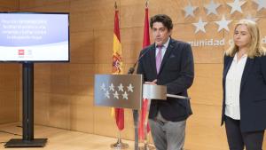 Comunidad y Ayuntamiento trabajarán conjuntamente para atajar el problema de la ocupación ilegal David Pérez durante la rueda de prensa posterior a la reunión con el Ayuntamiento de Madrid