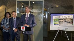 Ángel Garrido presenta el cupón del 17 de octubre que conmemorará el centenario del primer viaje de Metro de Madrid