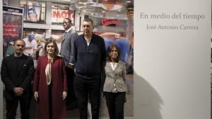 Marta Rivera durante la visita a la exposición