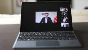 Ignacio Aguado durante su reunión con la Federación de Municipios de Madrid