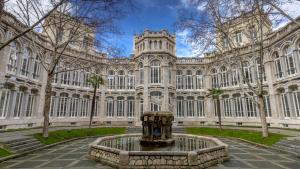 Fachada hospital