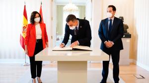 Isabel Díaz Ayuso durante la reunión con Pedro Sánchez