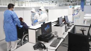 El Hospital Enfermera Isabel Zendal recibe a su primer paciente