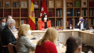 Preside la reunión semanal del Plan Regional de Protección Civil