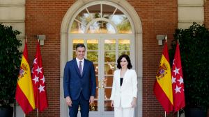 Isabel Díaz Ayuso durante su reunión con el jefe del Ejecutivo central