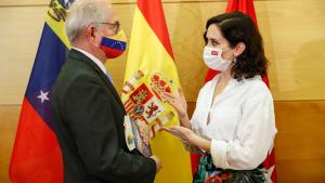 Isabel Díaz Ayuso durante la presentación del nuevo libro de Antonio Ledezma