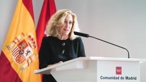 La consejera Concepción Dancausa en el acto de firma