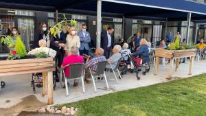 La consejera Concepción Dancausa visita un Centro Residencial y de Día en Torrejón de Ardoz La consejera visitando el centro