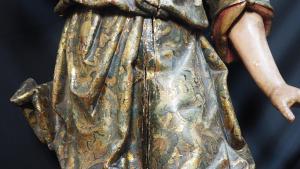Escultura de San Rafael Arcángel