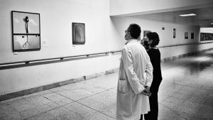 Viendo la exposición