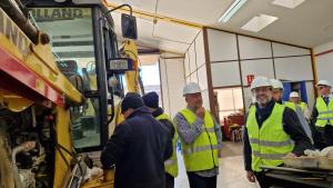 El consejero Javier Fernández-Lasquetty ha visitado el Centro de Formación para el Empleo de Paracuellos de Jarama El consejero visitando las instalaciones del centro