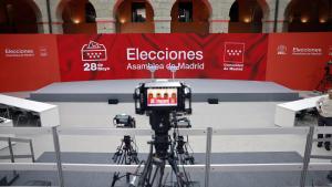 La Comunidad de Madrid estrena un operativo multimedia para los resultados del 28-M con información en tiempo real a pie de calle La sala de rueda de prensa que se ha dispuesto