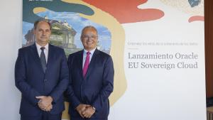 El Consejero de Digitalización ha participado en la presentación de la Nube Soberana de la compañía Oracle El consejero llegando al acto