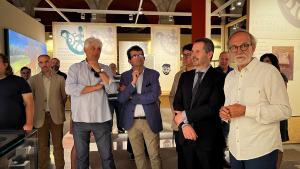 La Comunidad de Madrid incorpora cinco nuevas esculturas de rostros humanos en piedra a la exposición Los últimos días de Tarteso El consejero en su visita a la exposición