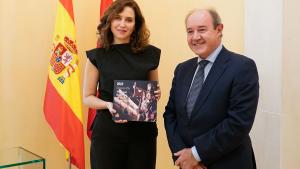 La presidenta junto al presidente del Tribunal Superior de Justicia de Madrid