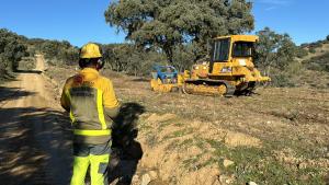 Retenes forestales trabajando