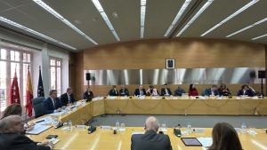 Rodrigo preside la primera reunión técnica del Pacto Regional por la Vivienda El consejero Jorge Rodrigo durante la primera reunión técnica del Pacto Regional por la Vivienda