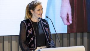 La Comunidad de Madrid, en la entrega de los galardones de Fundación Cepsa a entidades sociales que han ayudado a 90.000 personas La consejera Ana Dávila en los Premios al Valor Social 2023