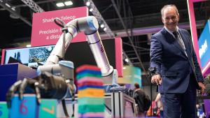 La Comunidad de Madrid concentra más de la mitad de las ofertas laborales relacionadas con la digitalización y la tecnología en España El consejero López-Valverde