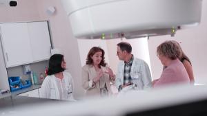 La Comunidad de Madrid inicia las obras de la nueva Unidad de Protonterapia del Hospital público Universitario de Fuenlabrada La consejera Fátima Matute