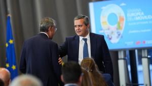 La Comunidad de Madrid somete a consulta pública la Ley de Movilidad para recoger la opinión de ciudadanos y organizaciones sobre la normativaLa Comunidad de Madrid somete a consulta pública la Ley de Movilidad para recoger la opinión de ciudadanos y orga El consejero Rodrigo