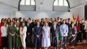 La consejera Ana Dávila durante la firma de un programa con la Federación de Plataformas Sociales Pinardi