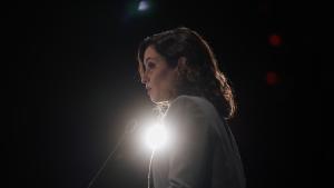 Díaz Ayuso: “El periodismo nunca debe someterse a los juegos de poder ni doblegarse ante la censura” La presidenta Isabel Díaz Ayuso