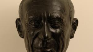 Busto con el rostro de Pablo Picasso adulto