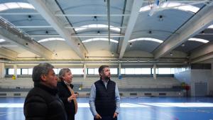 Miguel Ángel García Martín visita obras PIR Buitrago del Lozoya polideportivo
