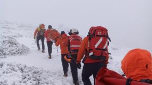 Miembros del GERA durante un rescate