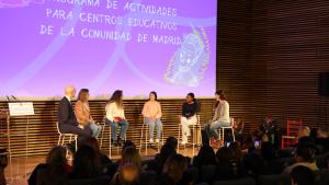 Dávila presenta el programa de actividades gratuitas para alumnos de centros educativos La consejera Ana Dávila durante la presentación del programa de actividades para alumnos